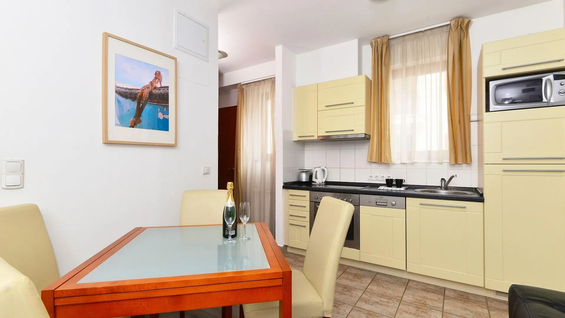 Lord Residence Budapest 3*,